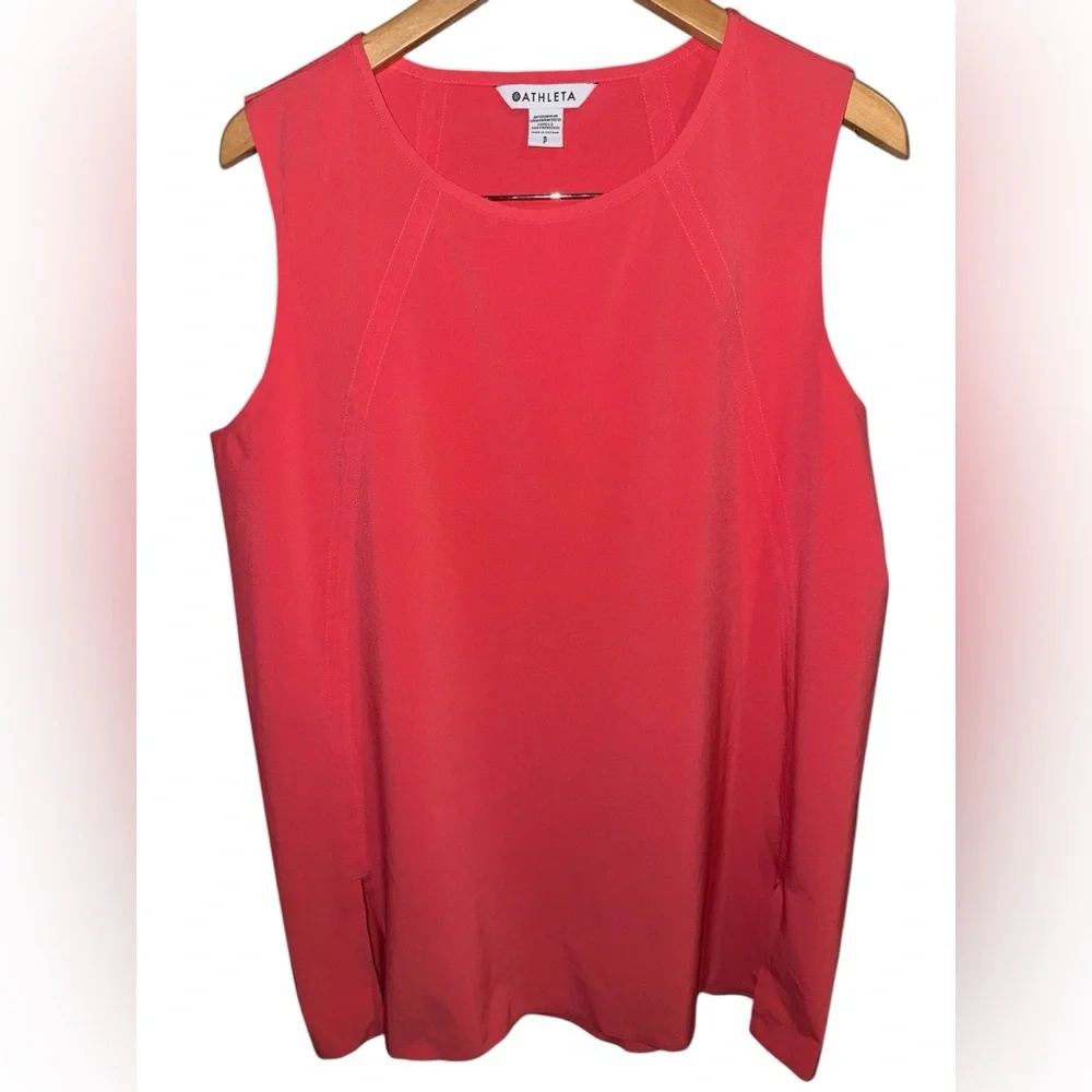Athleta Refined Zephyr Tank size Small sleeveless pink coral